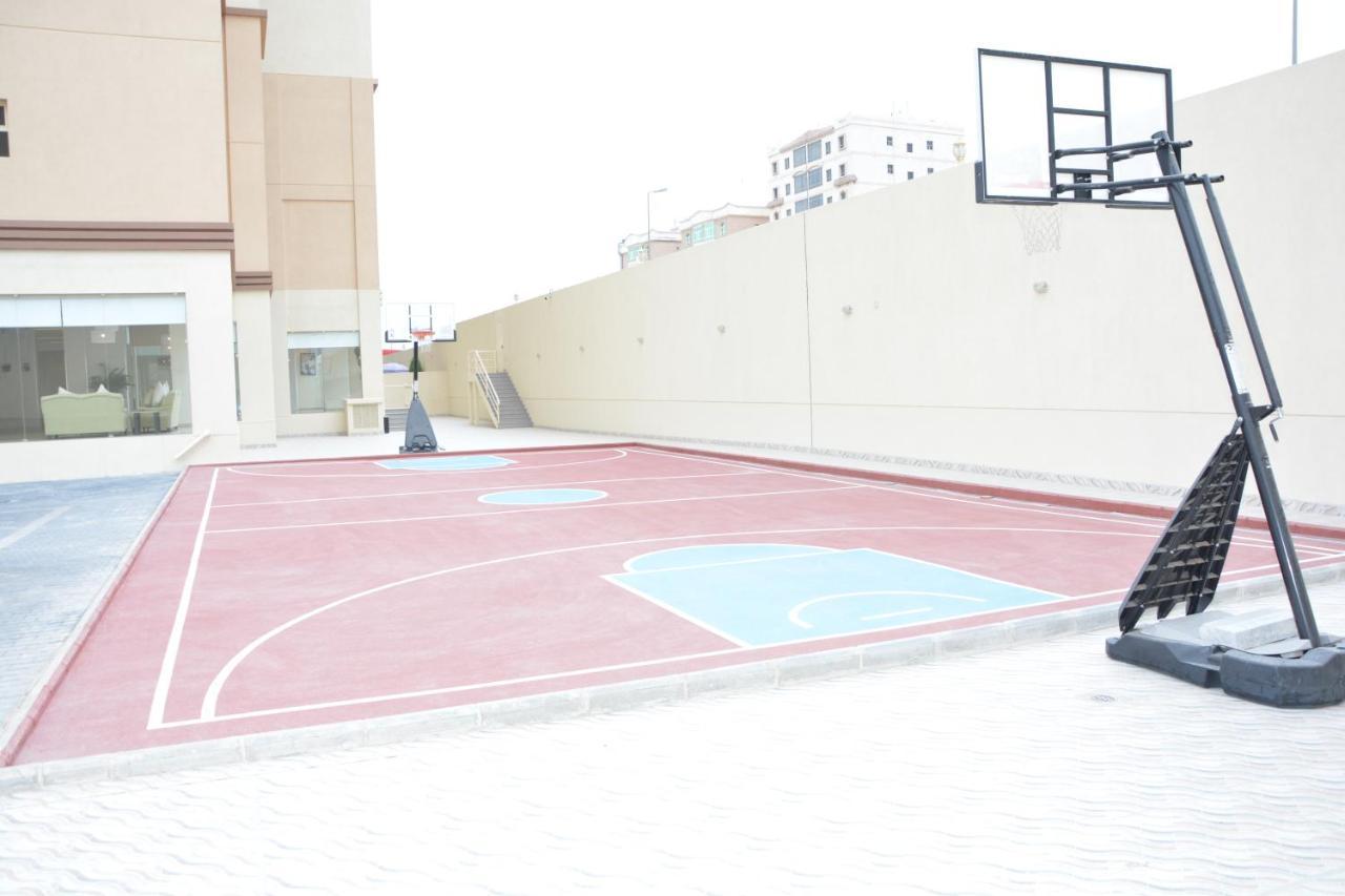 クウェート The Lofts Kuwait Fintasホステル エクステリア 写真