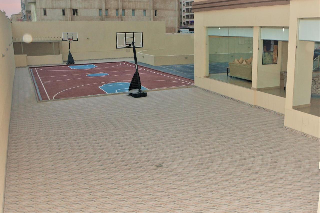 クウェート The Lofts Kuwait Fintasホステル エクステリア 写真