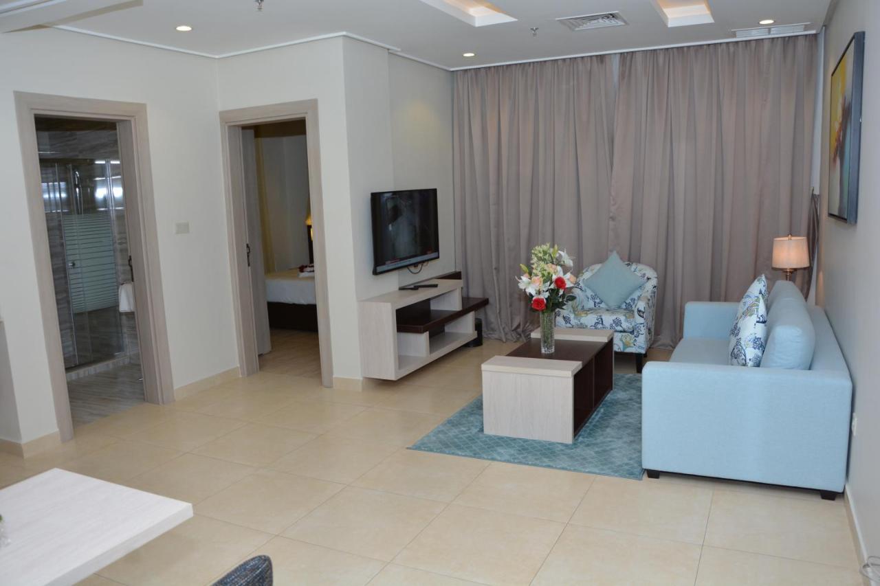 クウェート The Lofts Kuwait Fintasホステル エクステリア 写真