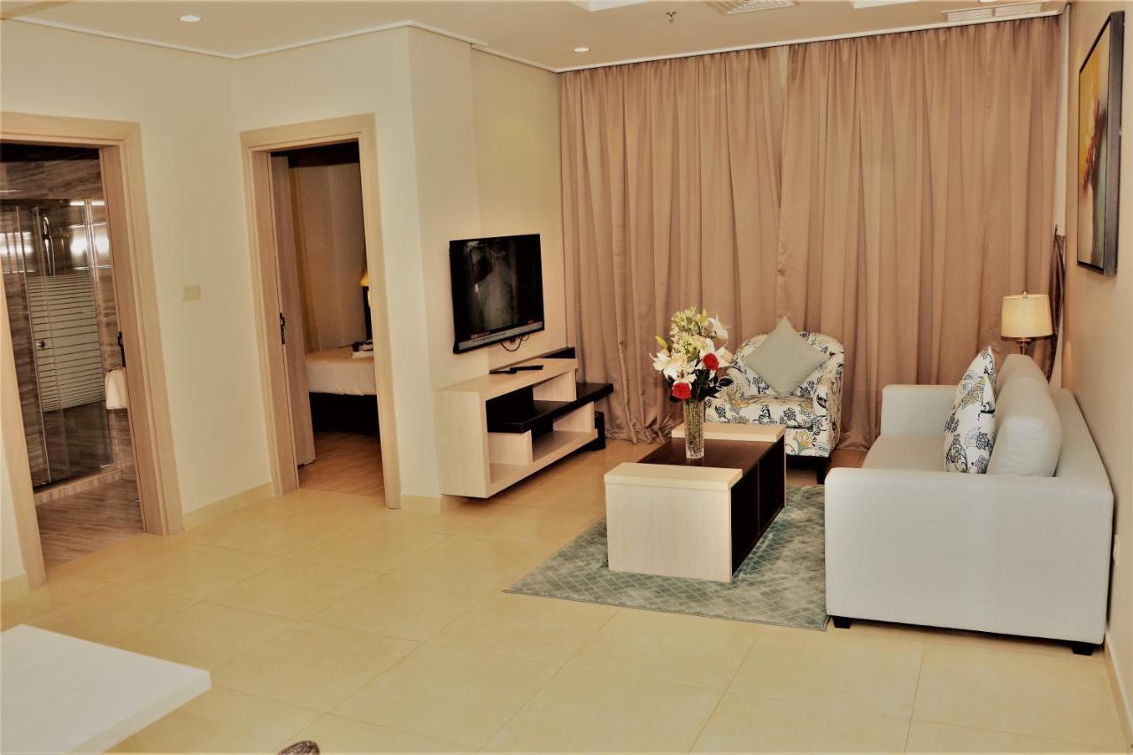 クウェート The Lofts Kuwait Fintasホステル エクステリア 写真